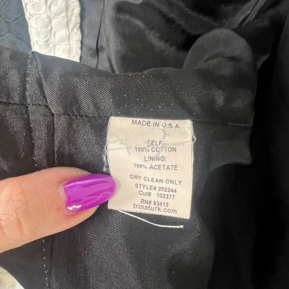 Trina Turk Black White Textured Crop Jacket Vintage Y2K Contrast Trim Flower 8 - Picture 6 of 6